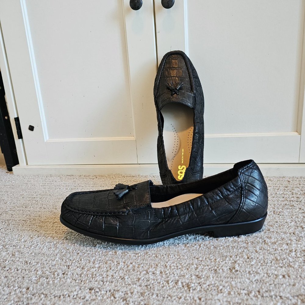 SAS Hope Slip On Loafer Black Croc Sz 10.5 Narrow- Never Worn!